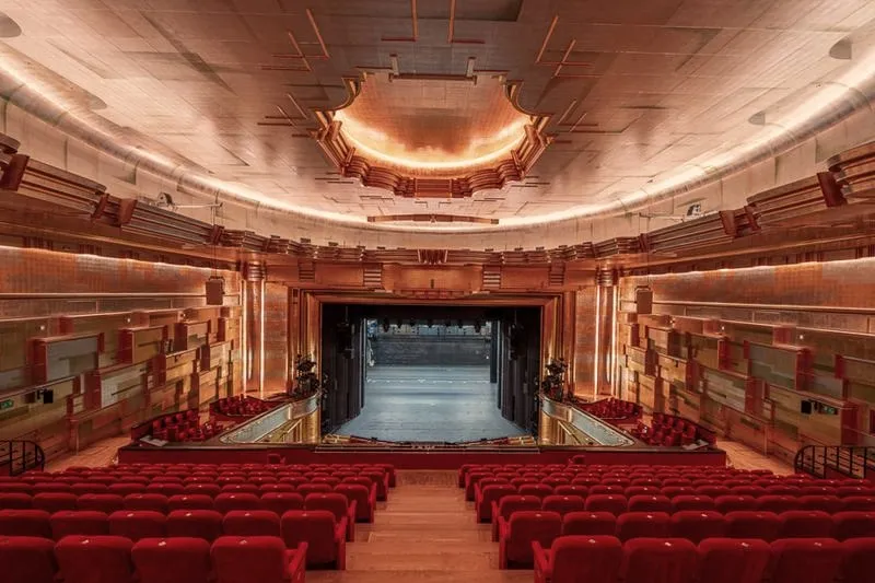 Zagadka na scenie: Teatr Capitol i spektakl o co biega